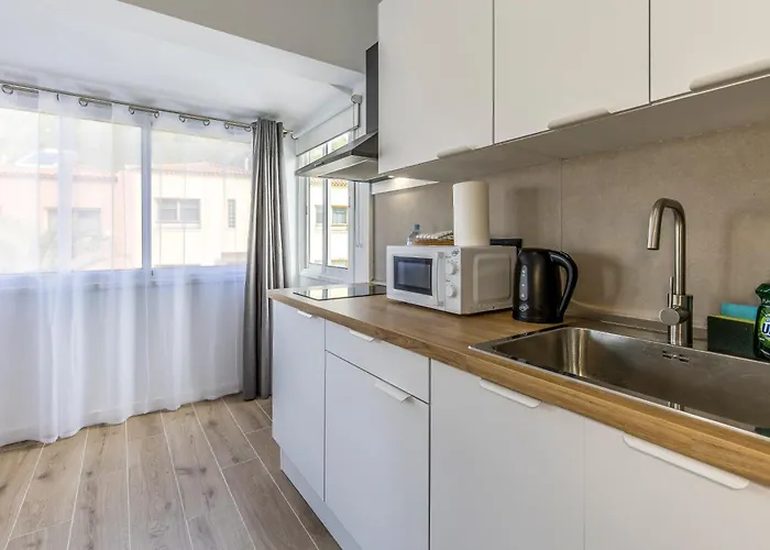 شقة Cozy With Mountain Views In