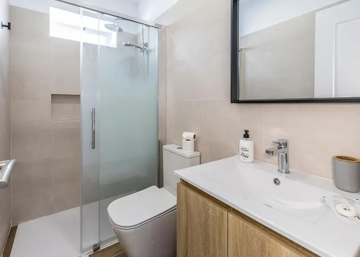 Cozy With Mountain Views In Lägenhet *